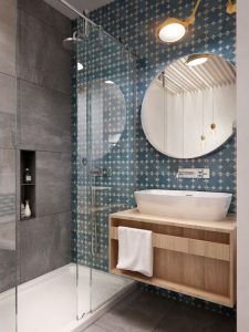 Baño combinando azulejos