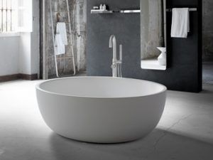 bañera blanca moderna redonda