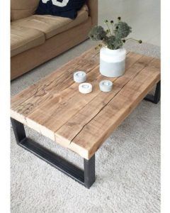 mesa ratona de madera reciclada