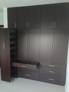 armario para dormitorio de madera wengue