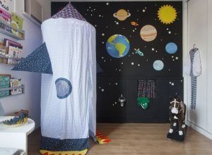 sala de juegos espacial para niños