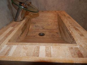 bacha rectangular para baño de Marmol Travertino