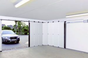 puerta garaje moderna de pvc corredera