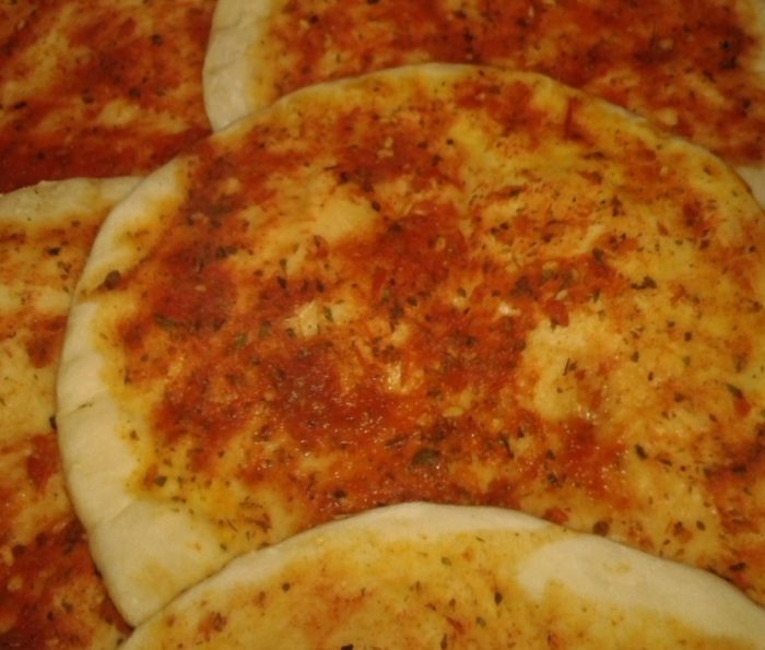 Masa para pizza rapida y facil con harina leudante