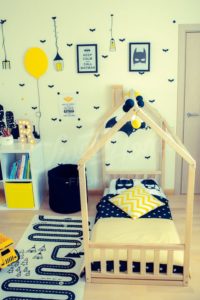 Cama estilo montessori para niños tematica