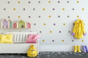 pintar pared infantil con lunares