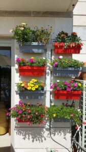 decoracion de balcones con macetas