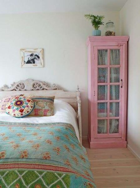 dormitorio con muebles vintage