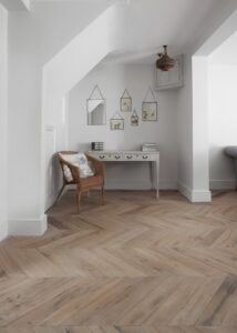 Modelo de parquet chevron o V