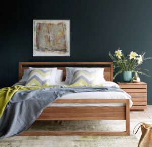 cama de madera estilo retro